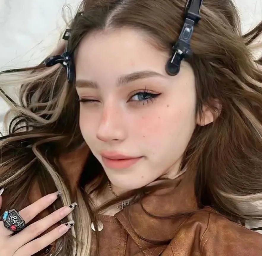 赤裸的微笑